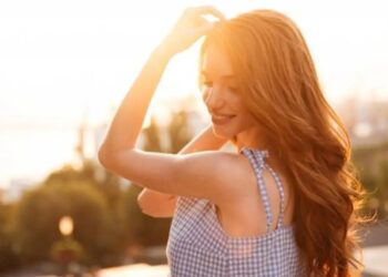 Serum Shampoo: Solusi Praktis untuk Rambut Kering, Kusut, dan Sulit Diatur